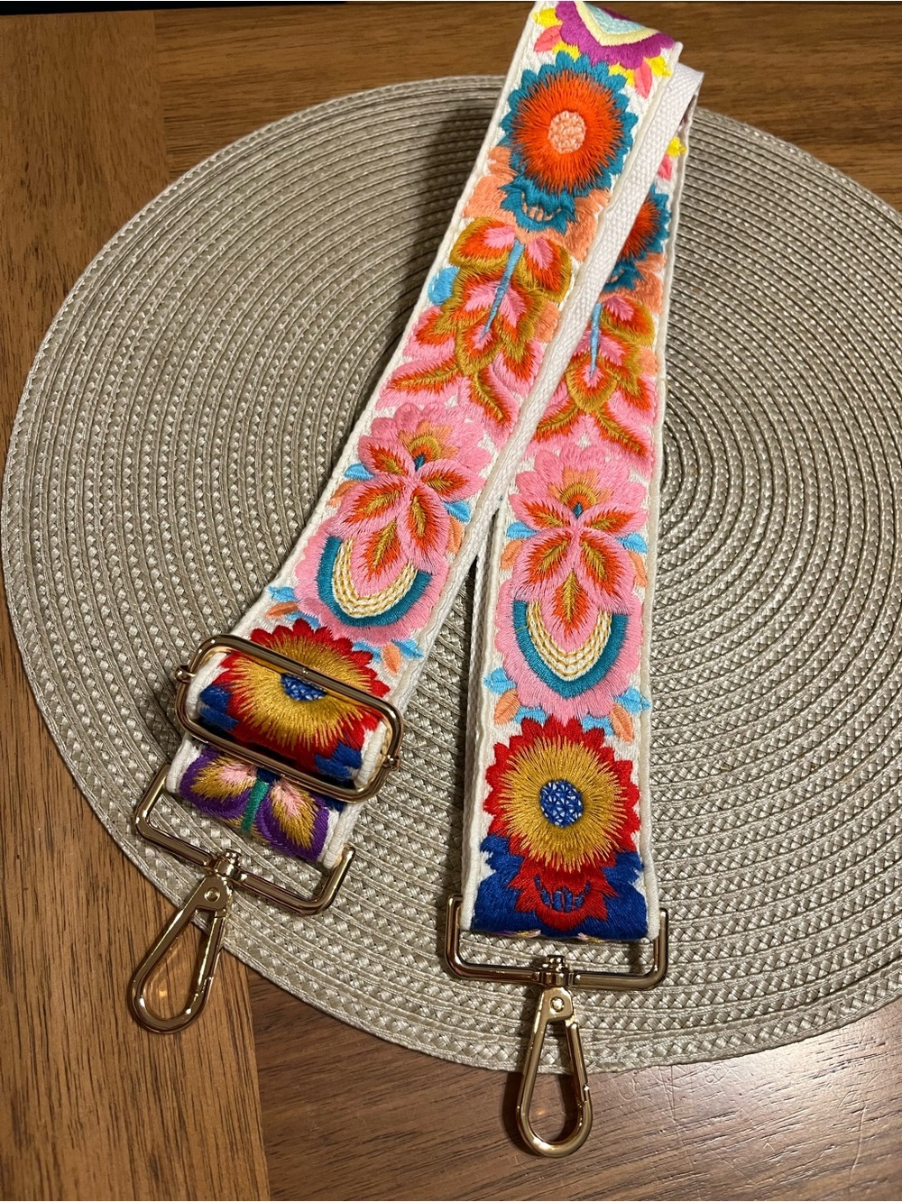 Embroidered Floral Guitar-Style Bag Strap in Multicolor
